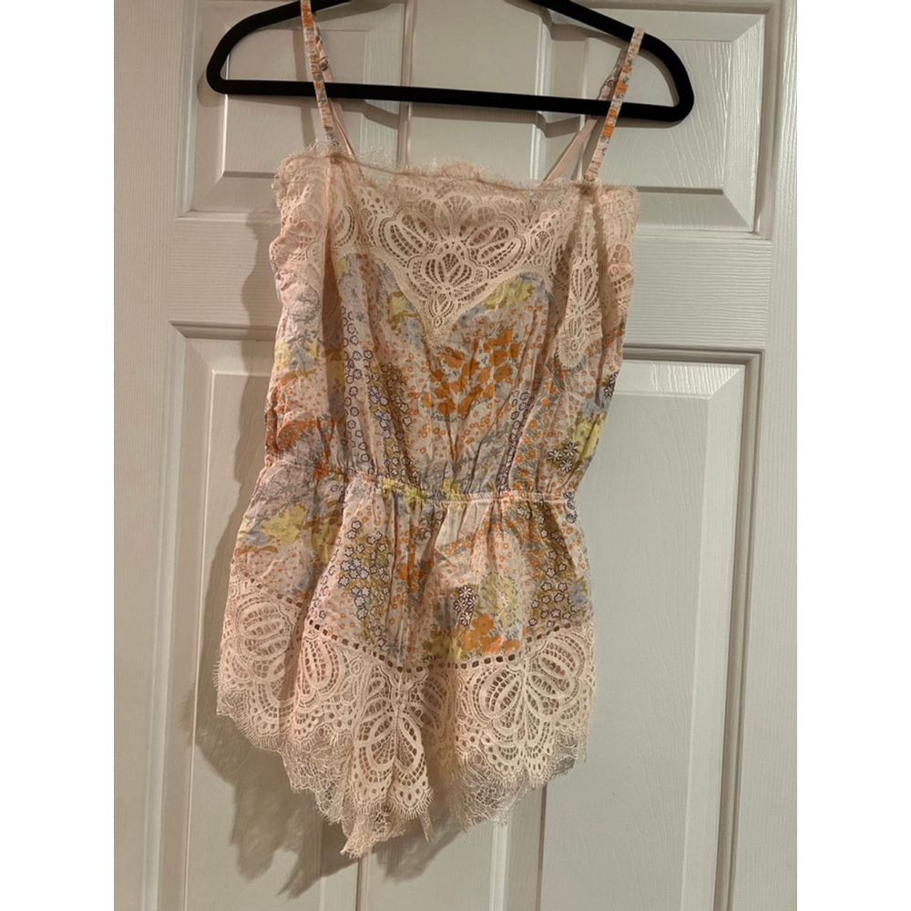 Victoria’s Secret Lace Trim Floral Romper - Size Small.